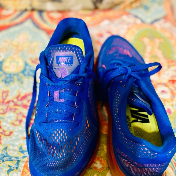 Nike Airmax Running Shoes - Picture 4 of 7